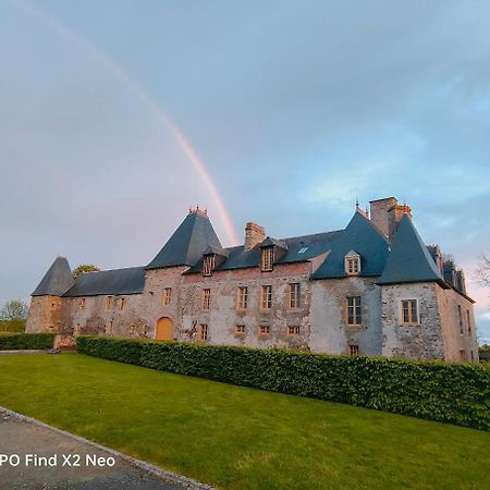 Domaine Du Manoir De Vains Hotel ภายนอก รูปภาพ