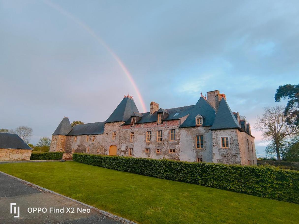 Domaine Du Manoir De Vains Hotel ภายนอก รูปภาพ